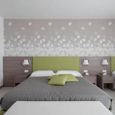 Hotell Iris 3*