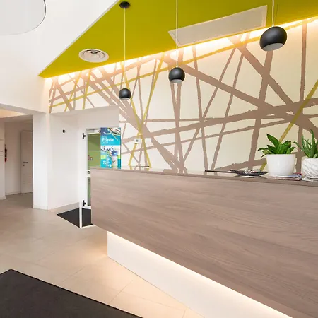 Iris 3* ليدو دي يسولو