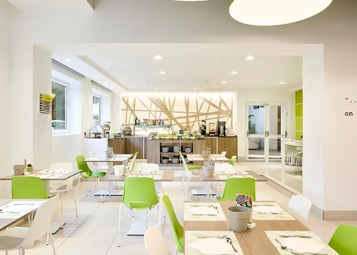 Hotel Iris